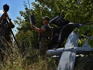 Зеленски: За недељу дана бачено 600 бомби на Украјину; украјински напад на руски аеродром у Ростову