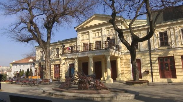 Ухвати дан: Шарени вокали