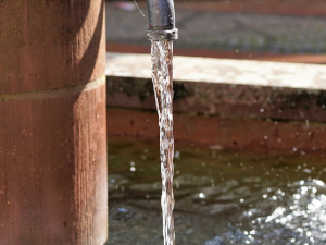 Грађани Алексинца ујутру добијају воду, у току пуњење система