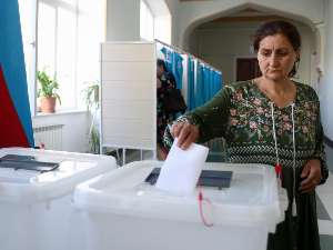 Ванредни парламентарни избори у Азербејџану, главни фаворит странка председника Илхама Алијева