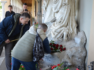 Инзбрук: У шетњи сећања за Диану Будисављевић учествовао и њен праунук