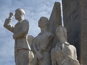 У селу Негришори поново постављен споменик страдалима у Првом и Другом светском рату