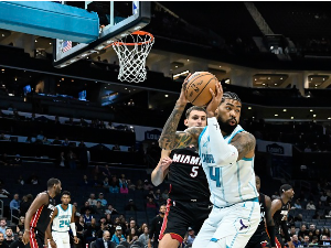 Јовић постигао девет поена у поразу Мајамија од Шарлота