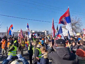 "Шумадијски марш" београдских и новосадских студената, ка Крагујевцу пешаче и Нишлије 