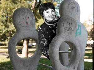 	Документарне фусноте – Кад скулптуре нису биле споменици