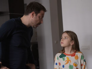 Мама и тата се играју рата 2, 4-10