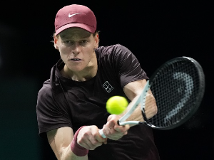 Синер надмоћно против Зверева - Немац узео тек један гем (TANJUG/AP / Christophe Ena) Синер надмоћно против Зверева - Немац узео тек један гем