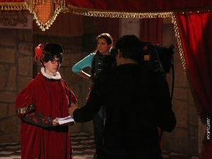 Приђи ближе: Цео свет је позорница, 14. еп.