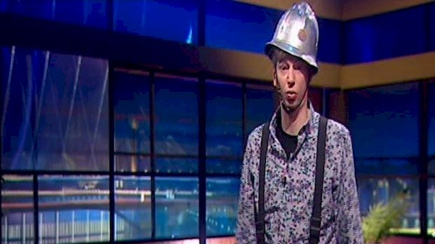 Плашко храбровић узвраћа ударац!