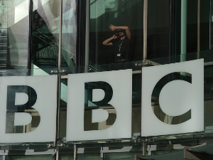 Би-Би-Си се извинио Трампу због монтаже емисије Панорама, али одбија да плати одштету