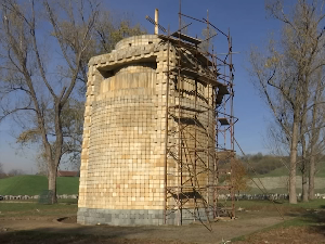 Наставак радова на капели на Гробљу стрељаних у Kраљеву