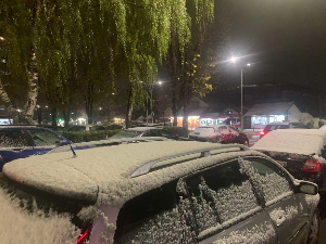 Снег у појединим деловима Србије; Путари упозоравају на клизаве коловозе