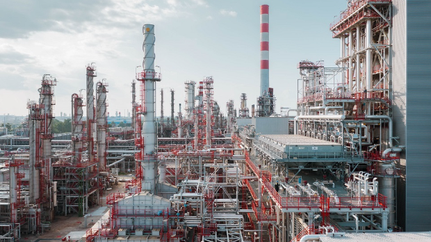 Србија нема прече ствари од спасавања НИС-а - да ли МОЛ може бити погодно решење 