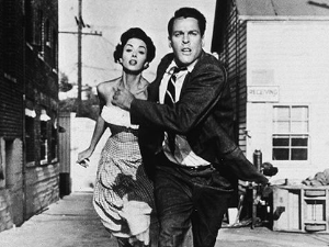 Инвазија трећих бића