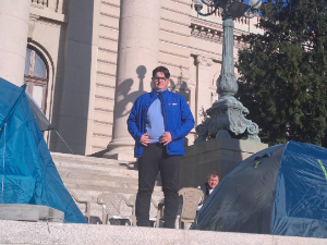 Посланик СНС-а Угљеша Мрдић наставља штрајк глађу