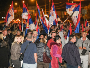 Срби који пешаче са Косова и Метохије ка Новом Саду стигли у Љиг