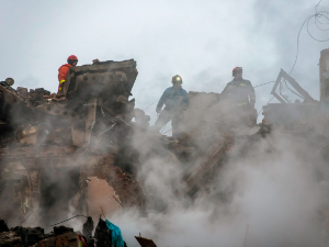 Објављен снимак: КАБ слеће на рушевине Мирнограда; Дип стејт: Руси напредују у Запорошкој и Харковској области