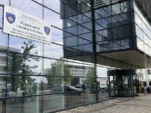 Казне од по 700 евра за приведене на Газиместану, особе без докумената Приштине протеране