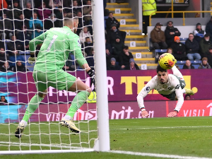 Челси рутински одрадио посао против Барнлија