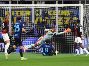 "Дерби дела Мадонина" припао Милану, Чалханоглу промашио реми