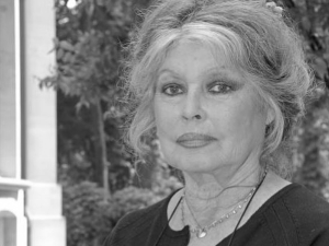 И Бог створи чувену "ББ" 