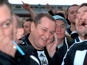 Бивши власник Њукасла Мајк Ешли понудио 20 милиона фунти за куповину Шефилд Венздеја