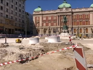 Цепамо и бацамо странице прошлости – нелегална градња угрозила неолитски бисер на Бањици