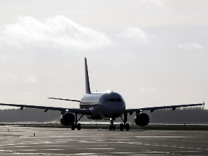 Проблем са софтвером приземљује хиљаде "Ербасових" авиона, очекују се кашњења и отказивања летова 