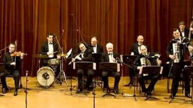 Певајте са нама