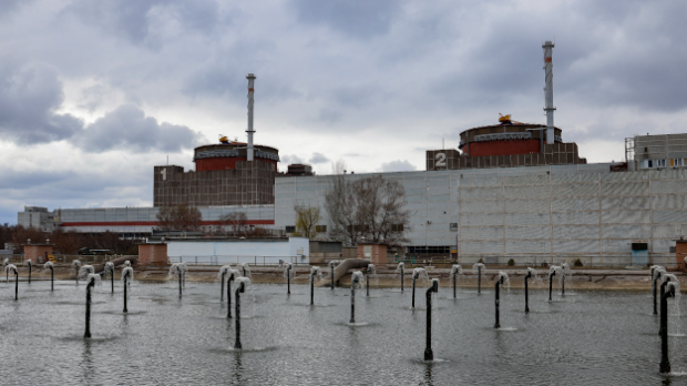 Украјинска војска објавила снимак удара на складишта руске нафте на Криму; Данас састанак Трампа и Орбана у Белој кући