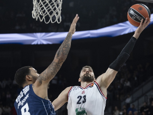 Милано после продужетка сломио екипу Ефеса у гостима