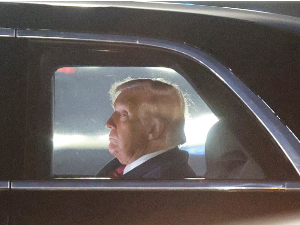 Сумњив пакет са прахом у бази 