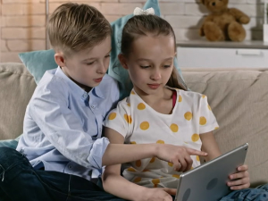 Деца и забрана коришћења друштвених мрежа – да ли би "аустралијски модел" успео у Србији