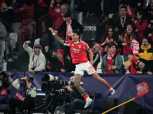 Бенфика се и даље нада после Наполија, Леверкузен извукао два бода из Њукасловог џепа