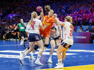 Норвежанке убедљивом игром заказале финале СП са Немачком