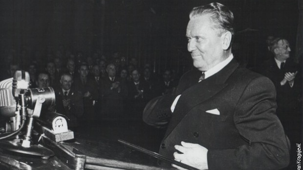 Драмски програм: Милорад Кецман: Живот у песму преточен