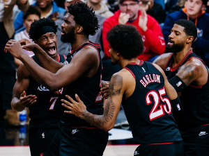 Ембид у МВП издању показао пут Филаделфији до победе над Индијаном