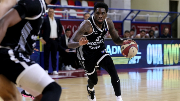 Партизан наставља да ниже победе, пао и ФМП у Железнику