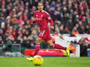 Ван Дајк: Желим да Салах остане, али не знам шта ће се десити