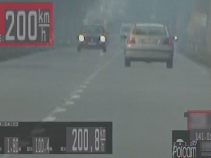 Возио 200 на сат са пробном возачком дозволом где је ограничење 80