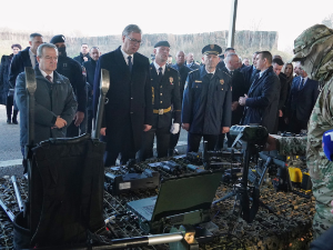 Показна вежба припадника САЈ-а у Батајници, присуствује председник Вучић