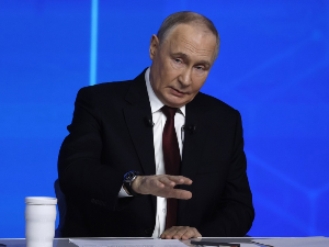 Путин: Знамо шта се догађа са НИС-ом, надам се да ће се наћи заједничко решење