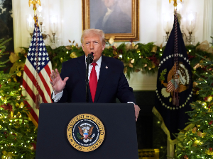 Трамп укинуо санкције Сирији, одлуку поздравиле Сирија, Турска и Саудијска Арабија