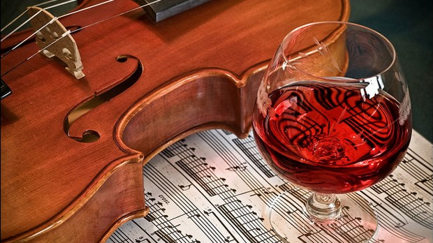 Од злата јабука: Винске песме