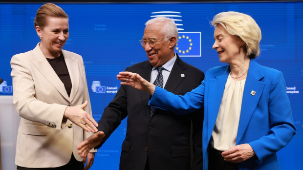 ЕУ одлучила – Украјини 90 милијарди евра; Трамп: Кијев да пожури са мировним споразумом, Москва може да се предомисли