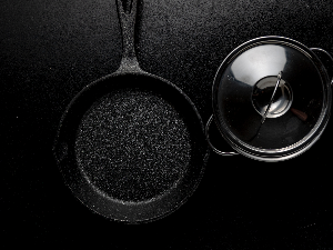 Научници нашли начин да  разложе тефлон –  готово нерециклирајућа пластика добија другу шансу  