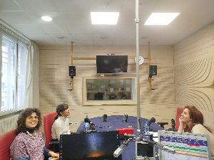 Из другог угла