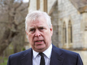 Нови детаљи из Епстинових досијеа –  бивши принц Ендру тражио сусрете са 