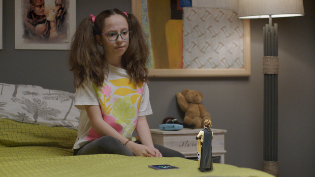 Мина прелази нивое