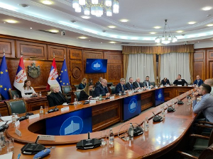 Влада Србије о стању на тржишту млека: Сачуваћемо домаћу производњу